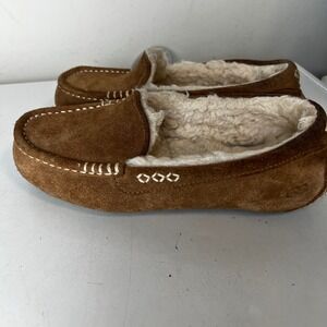 UGG Australia Brown Suede Sheepskin Lined Moccasin Slippers Women's Size 6